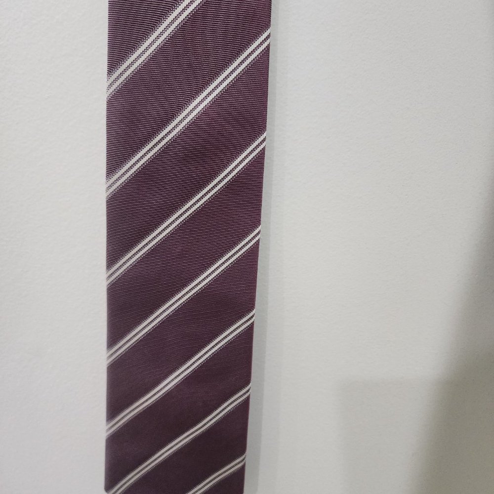 Boss tie - Picture 3 of 3